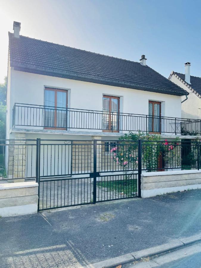 Super Maison Entre Paris Et Disney Chelles  Eksteriør bilde